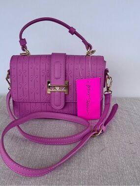 Betsey johnson fuchsia quilted structured satchel hearts and bows crossbody